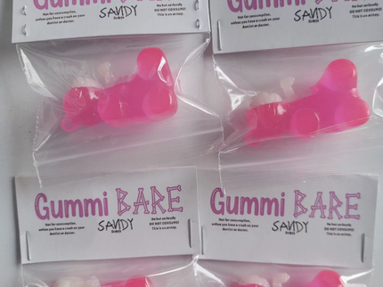 Sandy Sculpts - “Gummi Bare “